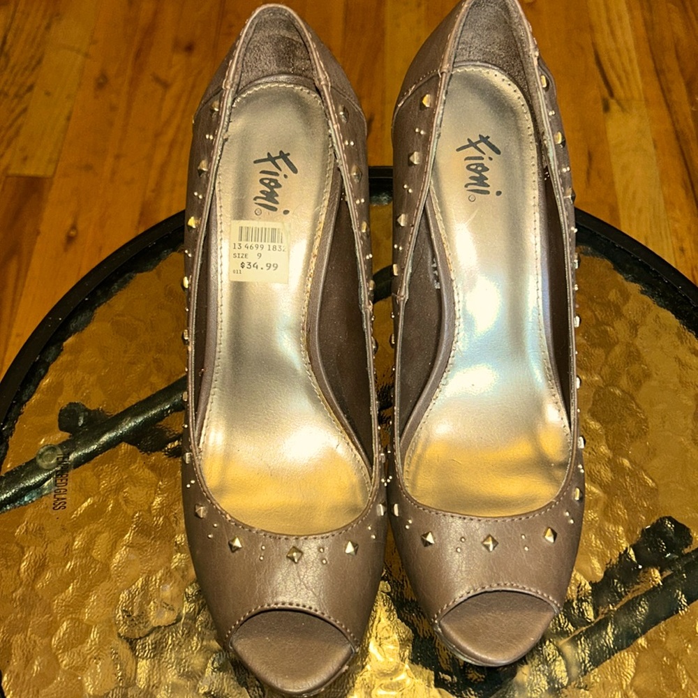 Brown platform pumps size 9 $10